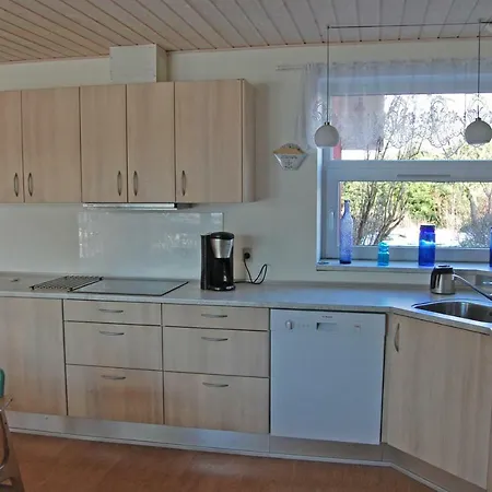 Holiday For Two Families In Lyngsa 098990 بيت للعطل *