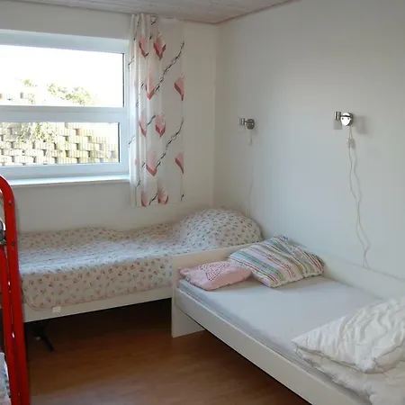 بيت للعطل Holiday For Two Families In Lyngsa 098990 Sæby